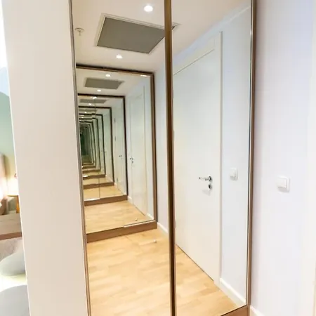1-bdr Getaway With Poolgym Near Taksim Square Appartamento Provincia di Istanbul