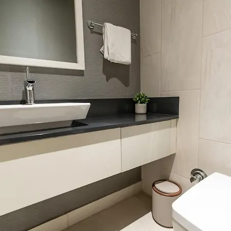 아파트 1-bdr Getaway With Poolgym Near Taksim Square 이스탄불